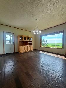 2010 Modular Home with Deck & Double Car Attached Garage. - Photo 23