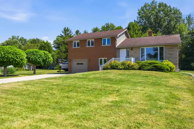 4193 Bluepoint Drive For Sale