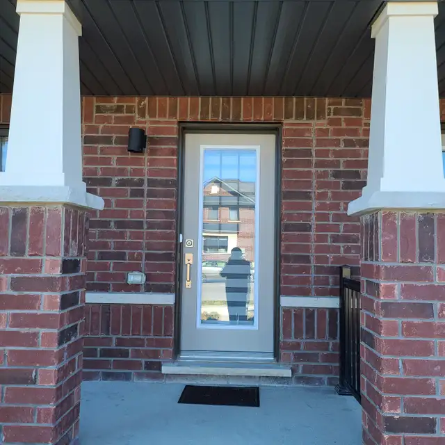 1 new bedroom   parking for rent - Stony creek Hamilton