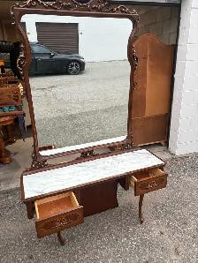 Free delivery used Antique Vanity Table with Mirror - Photo 2