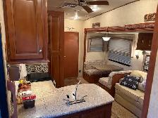 Blue ridge double bunk 4 season luxury 5th wheel - Photo 5