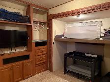 Blue ridge double bunk 4 season luxury 5th wheel - Photo 8