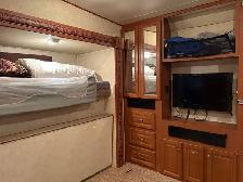 Blue ridge double bunk 4 season luxury 5th wheel - Photo 9