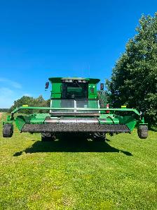 2001 John Deere 9750 Combine - Photo 3