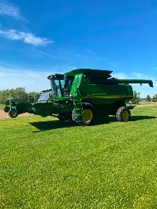 2001 John Deere 9750 Combine - Photo 4