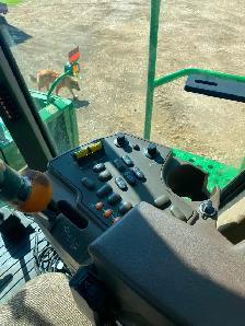 2001 John Deere 9750 Combine - Photo 6