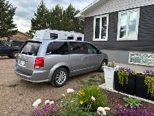 2019 grand caravan - Photo 2
