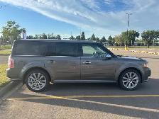 2010 Ford Flex Limited - Photo 3