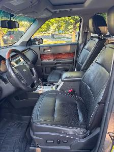 2010 Ford Flex Limited - Photo 5
