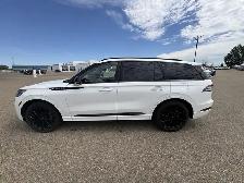 2025 Lincoln Aviator Reserve - Photo 3