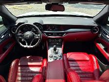 2018 Alfa Romeo Stelvio No Accidents l Ti Sport l AWD l H&K Soun - Photo 23