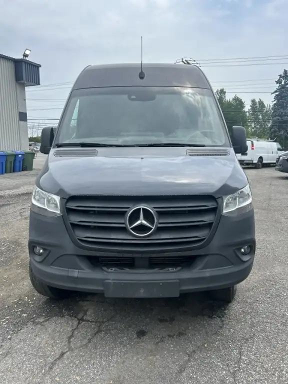 2020 Mercedes-Benz Sprinter fourgonnette utilitaire 4x4 - toit h