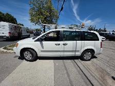 2010 Dodge Grand Caravan 119' WB - Photo 3