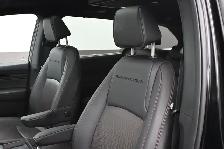 2025 Honda Odyssey BLACK EDITION AWD | VENTILATED SEATS | APPLE - Photo 4
