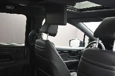 2025 Honda Odyssey BLACK EDITION AWD | VENTILATED SEATS | APPLE - Photo 25