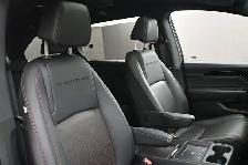 2025 Honda Odyssey BLACK EDITION AWD | VENTILATED SEATS | APPLE - Photo 30