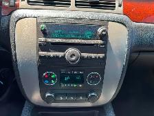 2011 GMC Yukon XL SLT1 - Photo 12