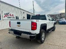 2018 Chevrolet Silverado 2500HD LT - Photo 3