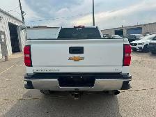 2018 Chevrolet Silverado 2500HD LT - Photo 5