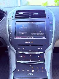 2013 Lincoln MKZ Base 4dr All-wheel Drive Sedan Automatic - Photo 17