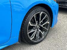 2020 Toyota Corolla Hatchback XSE 6 SPEED HATCHBACK/NAVIGATION/B - Photo 22