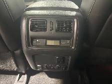 2014 Nissan Pathfinder 4WD 4dr - Photo 27
