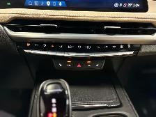 2024 Cadillac XT4 AWD Luxury - Photo 34