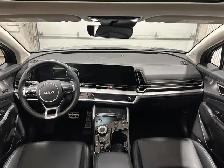 KIA Sportage hybride rechargeable SX TI avec intérieur noir 2023 - Photo 14