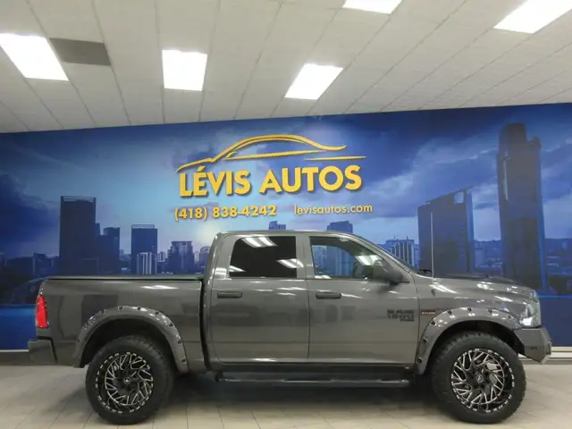 RAM 1500 2021 CLASSIC EXPRESS CREW CAB 4X4 V8 5.7L BANC ET VOLAN