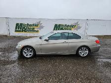 2011 BMW 3 Series - Photo 5