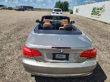 2011 BMW 3 Series - Photo 8