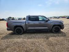 2023 Toyota Tundra - Photo 6