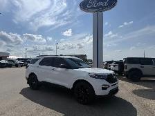 2022 Ford Explorer ST / LOADED! / 400HP! / STREET PACK! / TECH P - Photo 2