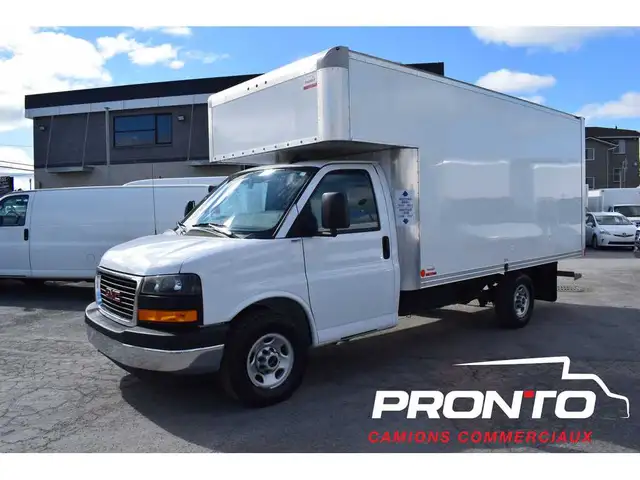 2024 GMC Savana V8  Cube 14 pieds  GARANTIE GMC  3500