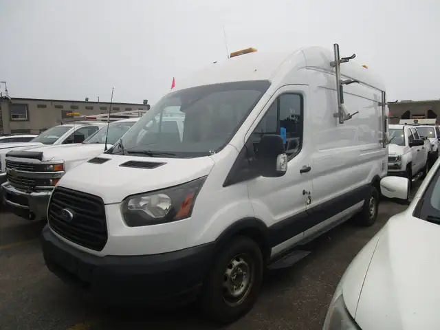 Ford Transit-250 T-250 148' Hi Rf 9000 GVWR Sliding RH Dr 2018 E