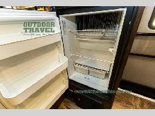 2017 Forest River RV Rockwood Mini Lite 2502KS - Photo 17