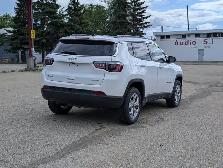2026 Jeep Compass North - Photo 7