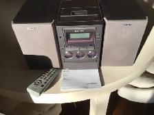 Micro chaîne SONY HI-FI  (Radio, CD lecture  MP3, Cassette)