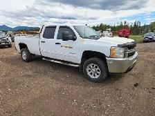 2011 Chevrolet Silverado 2500HD - Photo 2