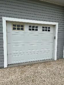 Garage doors 16x7 and 9x7 - Photo 3