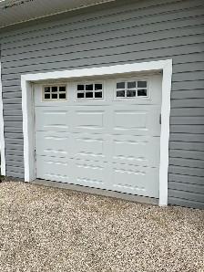 Garage doors 16x7 and 9x7 - Photo 4