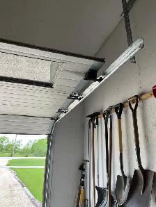 Garage doors 16x7 and 9x7 - Photo 7