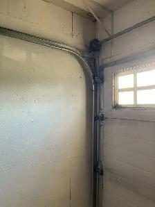 Garage doors 16x7 and 9x7 - Photo 10