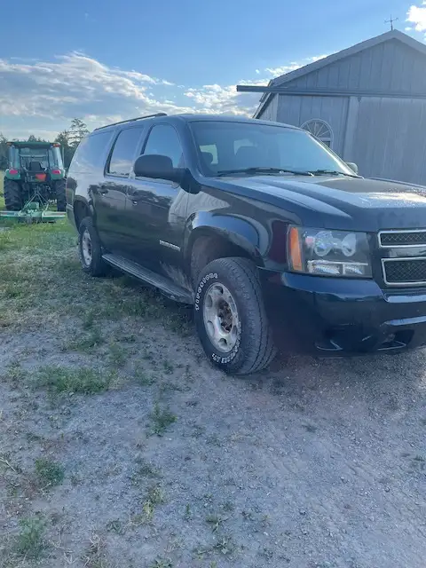 2007 Suburban 2500 Series 3/4 Ton.