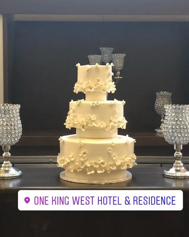 Amazing wedding cakes GTA Halton