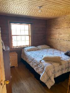 3 Bedroom, 2 Bathroom, Waterfront Home! - Photo 11
