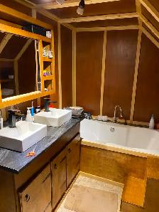 3 Bedroom, 2 Bathroom, Waterfront Home! - Photo 14