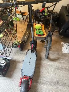 akoda A1 adult electric scooter goes 45-50kms 400$ OBO - Photo 8