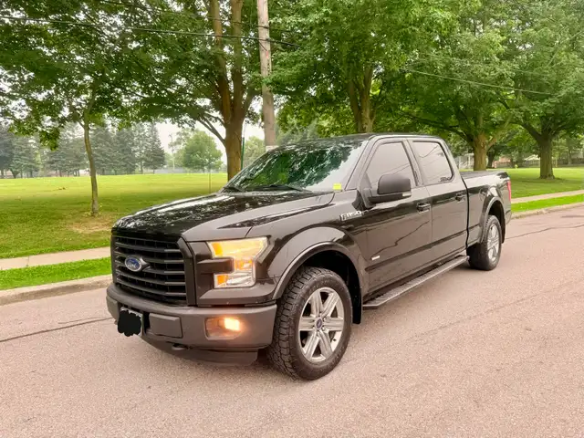 2016 Ford F-150 4X4 XLT Sport Fully Loaded Low162.000km