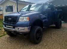2004 Ford F150 XLT 4x4 truck 228,229 km - Photo 2